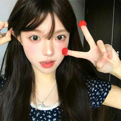 蒙面纱的男子